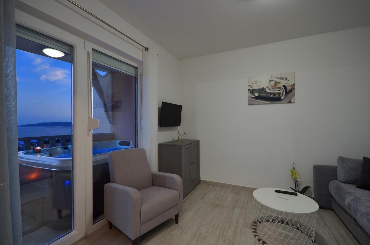 Apartment Elza Трогир Екстериор снимка