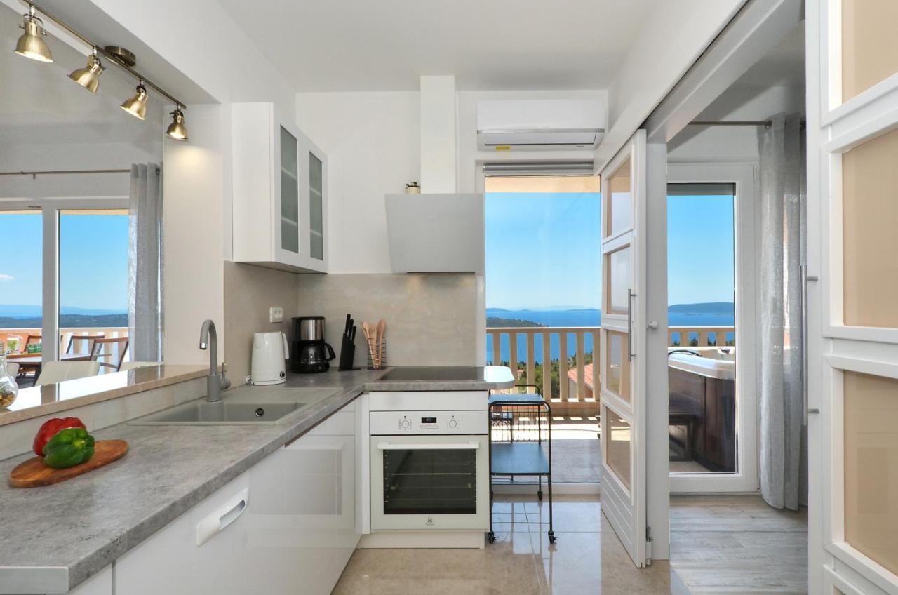 Apartment Elza Трогир Екстериор снимка