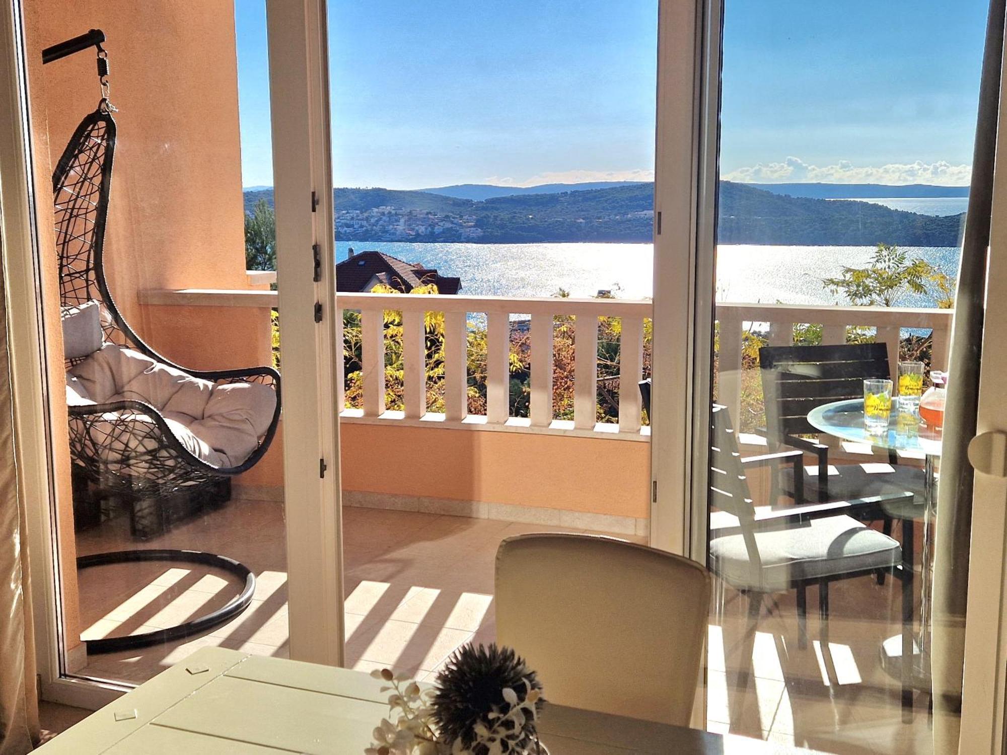 Apartment Elza Трогир Екстериор снимка