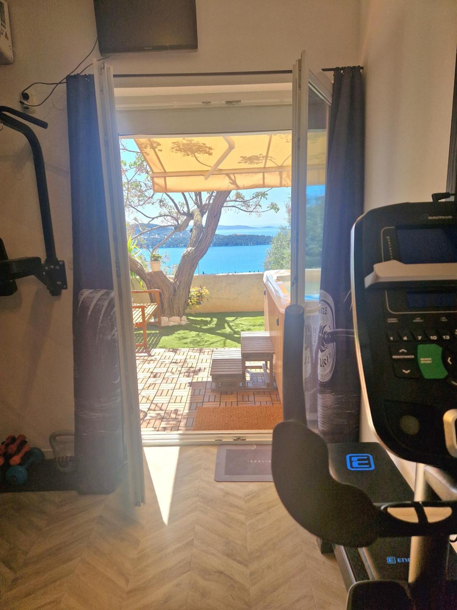 Apartment Elza Трогир Екстериор снимка